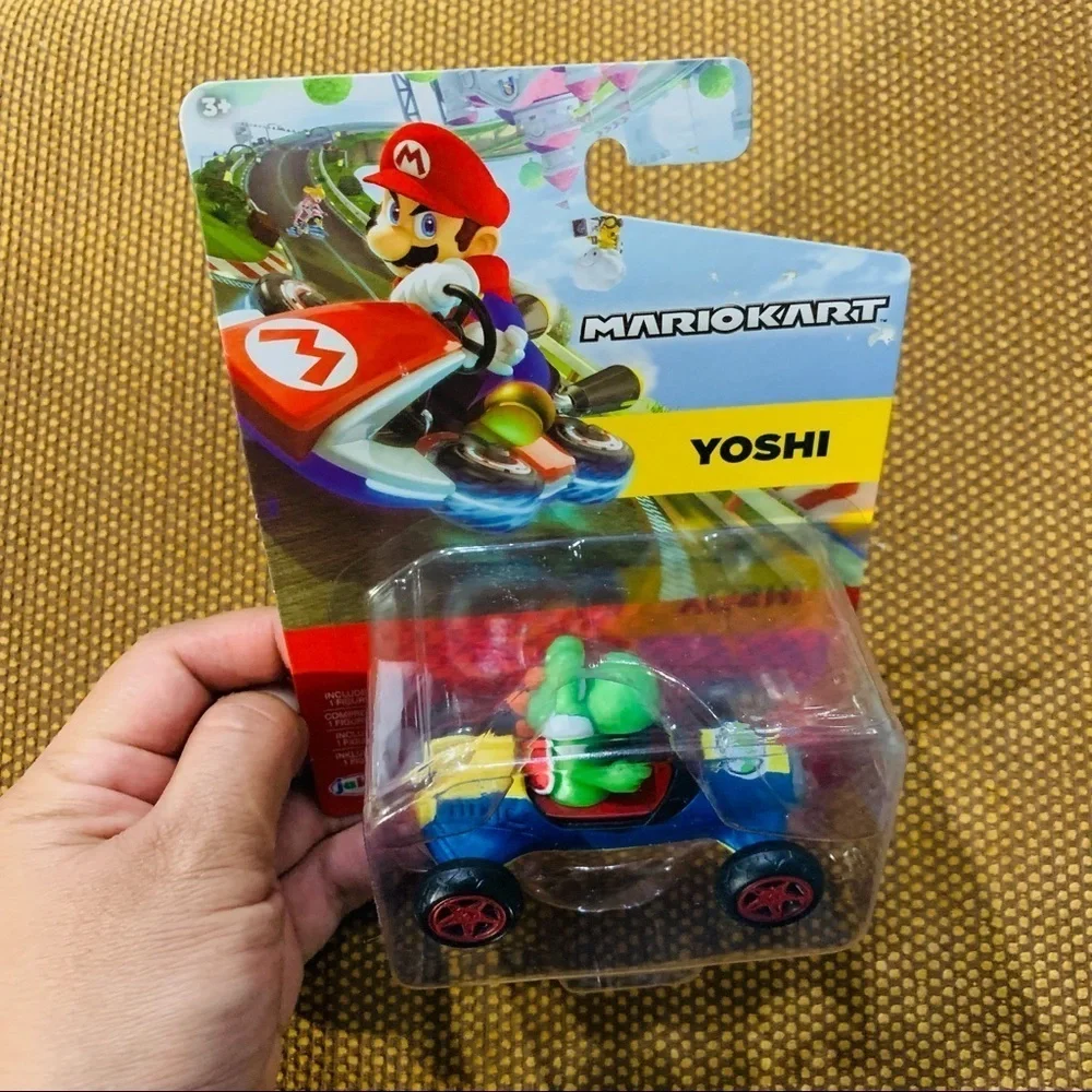 Yoshi Car - Mario Kart Figurine Car 3.5 x 2.5 in‎
